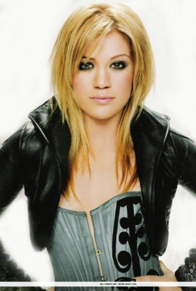 KELLY CLARKSON
